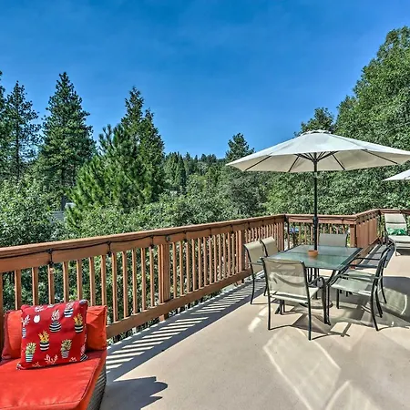 The Zen Playhouse With Lake Arrowhead Access!